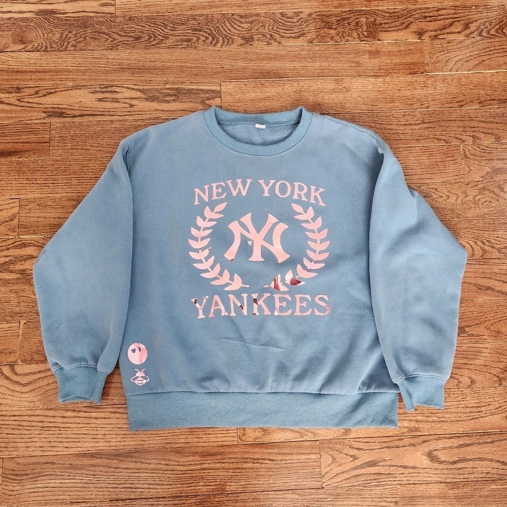 New York Yankees Sweatshirt Womens Large Blue Rose Gold Sporty Chic Sporty Cozy